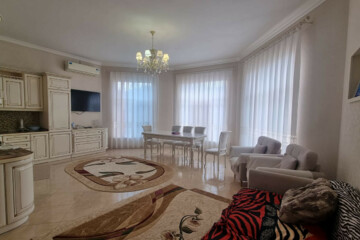 Дом, 295 м², 1 эт.