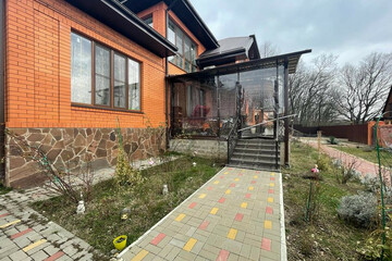 Дом, 400 м², 2 эт.