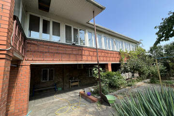 Дом, 180 м², 2 эт.