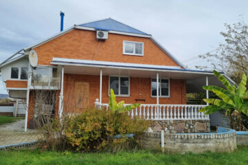 Дом, 170 м², 3 эт.