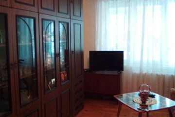 2-к квартира, 44 м², 1/5 эт.