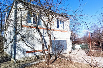 Дом, 180 м², 2 эт.