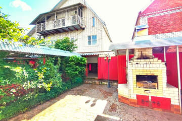 Дом, 230 м², 3 эт.