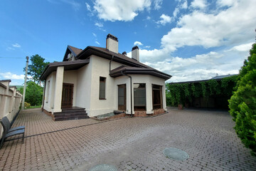 Дом, 233 м², 2 эт.