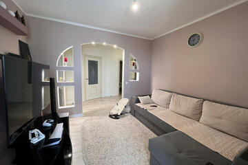 2-к квартира, 57 м², 6/10 эт.