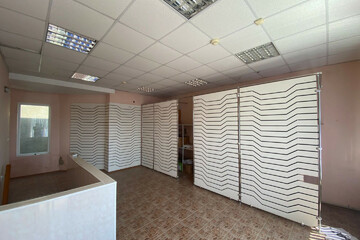 Помещение своб.назн., 52 м², 1/2 эт.