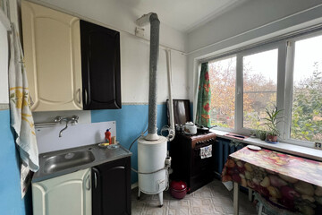 3-к квартира, 61 м², 1/2 эт.