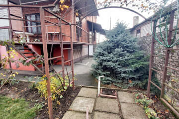 Дом, 202 м², 2 эт.