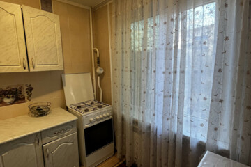 2-к квартира, 50 м², 2/5 эт.