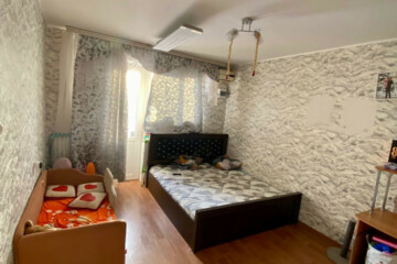 1-к квартира, 35 м², 1/3 эт.