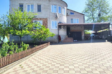 Дом, 220 м², 2 эт.