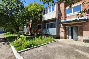 1-к квартира, 40 м², 1/2 эт.