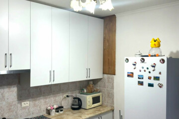 2-к квартира, 47 м², 1/1 эт.