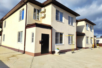 2-к квартира, 61 м², 2/2 эт.