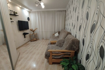 2-к квартира, 45 м², 2/2 эт.