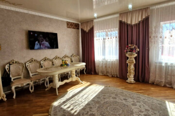 Дом, 230 м², 2 эт.