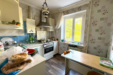 3-к квартира, 53 м², 2/4 эт.