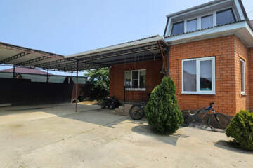 Дом, 230 м², 2 эт.