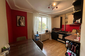 3-к квартира, 65 м², 2/3 эт.