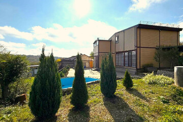 Дом, 191 м², 2 эт.