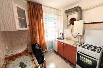 3-к квартира, 50 м², 1/5 эт.