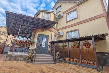 Дом, 293 м², 2 эт.