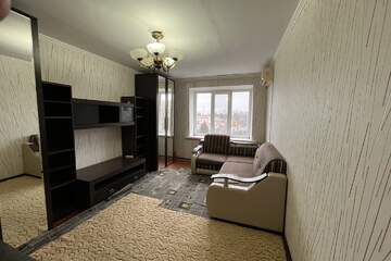 Комната, (всего 5 ком.), 18 м², 5/5 эт.